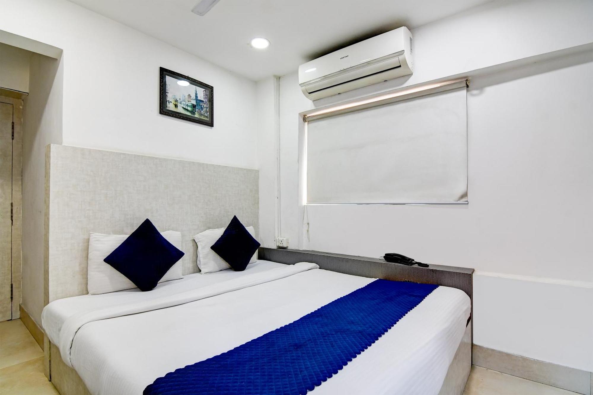 Hotel Q Inn كولكاتا المظهر الخارجي الصورة