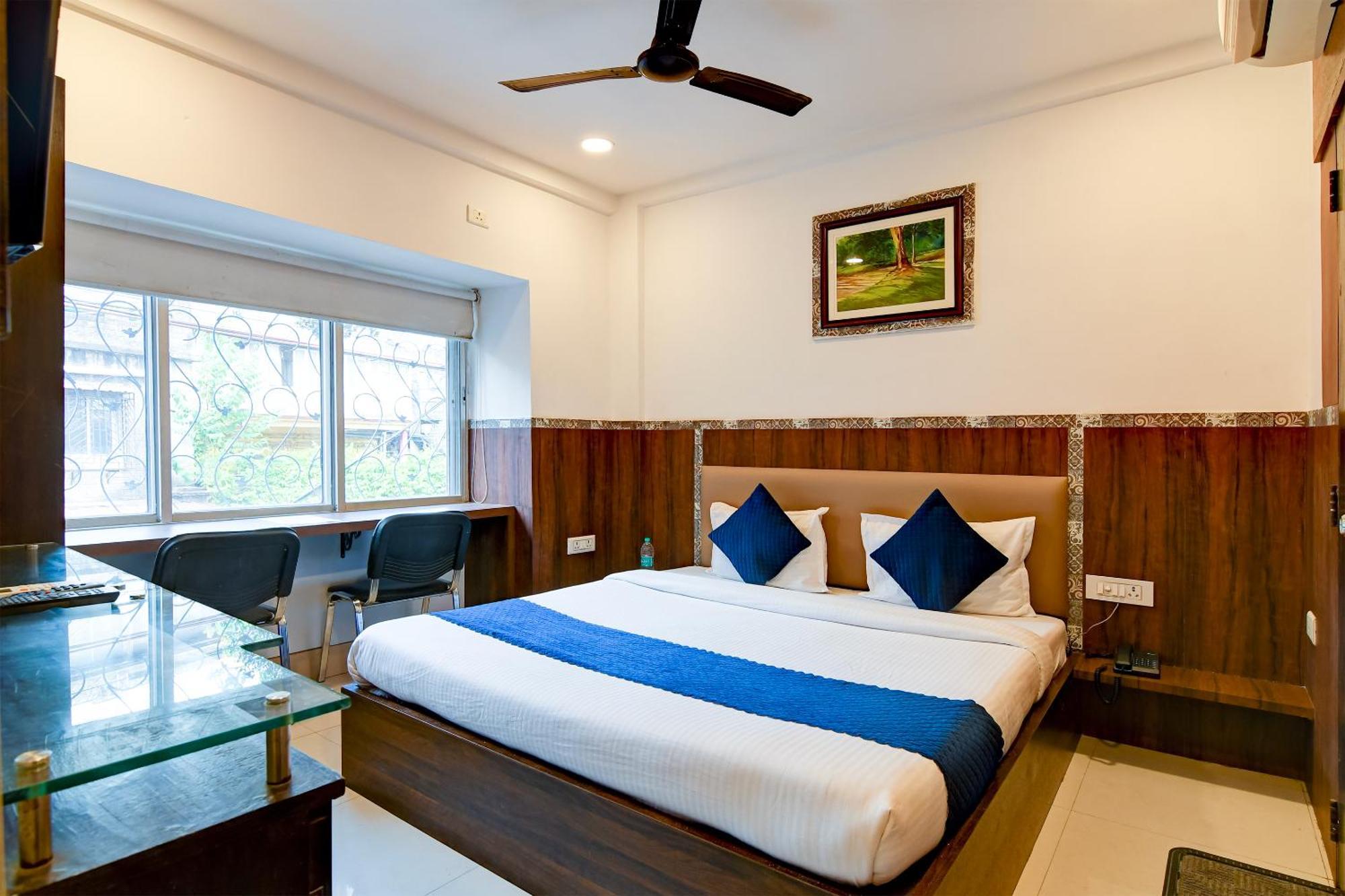 Hotel Q Inn كولكاتا المظهر الخارجي الصورة