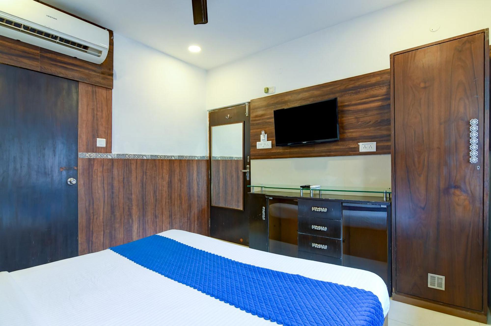 Hotel Q Inn كولكاتا المظهر الخارجي الصورة