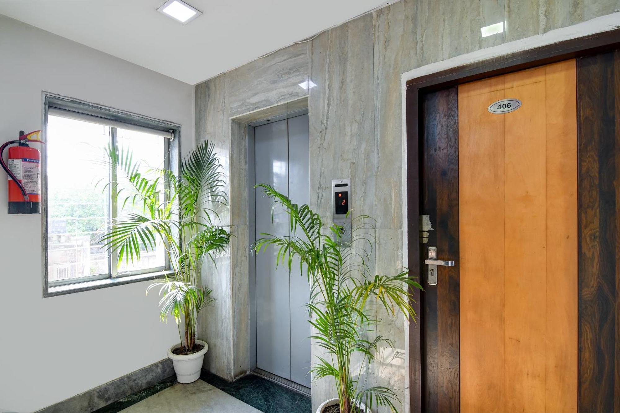 Hotel Q Inn كولكاتا المظهر الخارجي الصورة