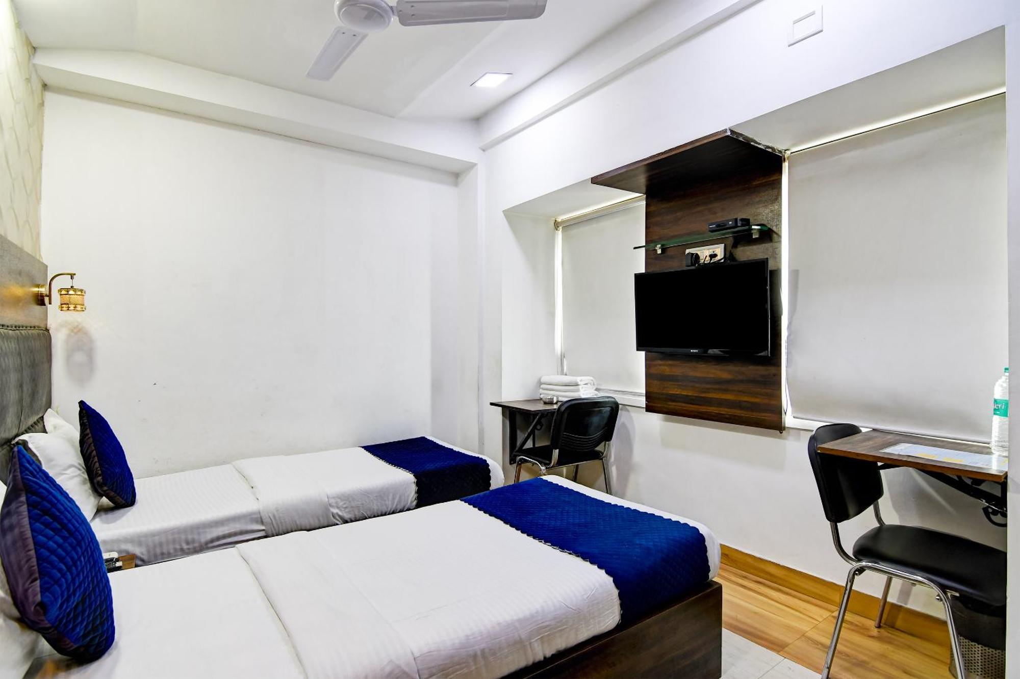Hotel Q Inn كولكاتا المظهر الخارجي الصورة